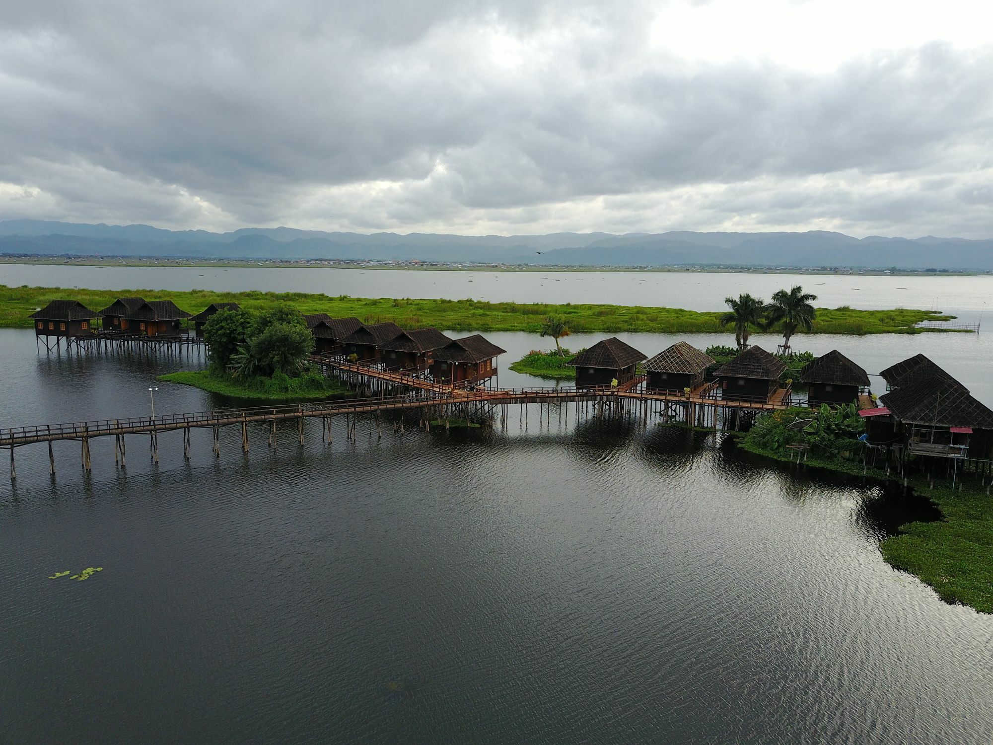 Golden Island Cottages Thale U Hotel Ywama Eksteriør billede